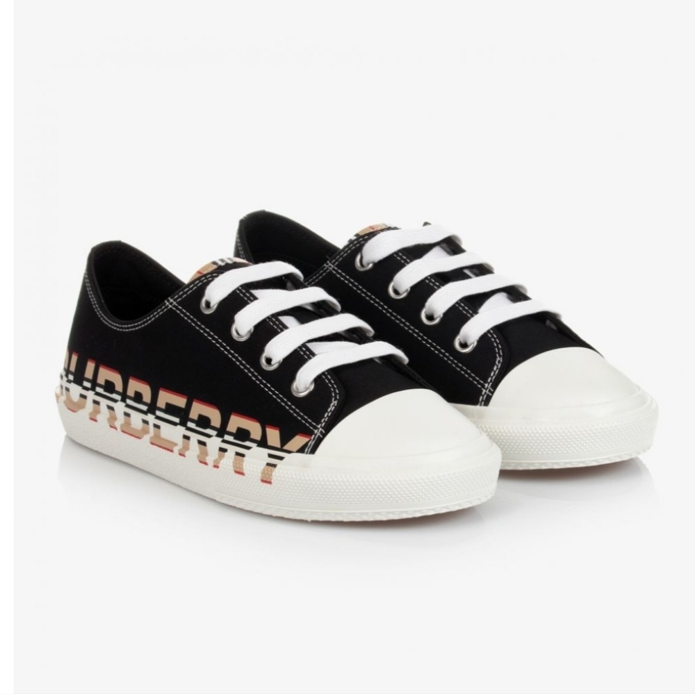 Burberry kids sneakers